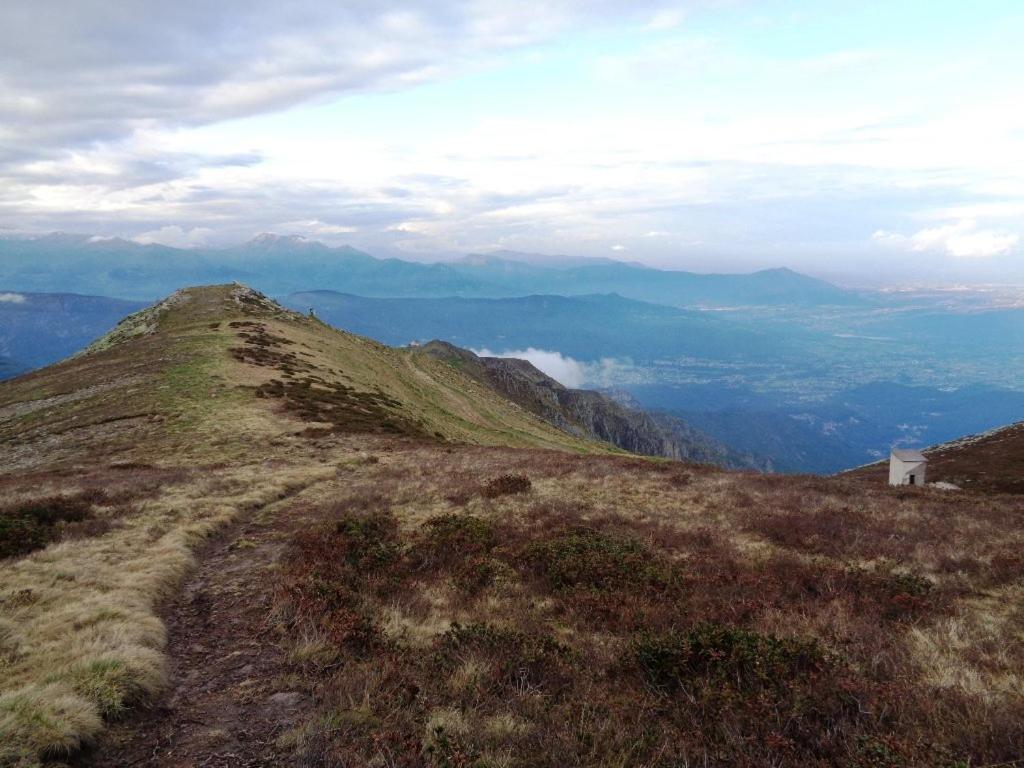 Villa Fiorita view 3