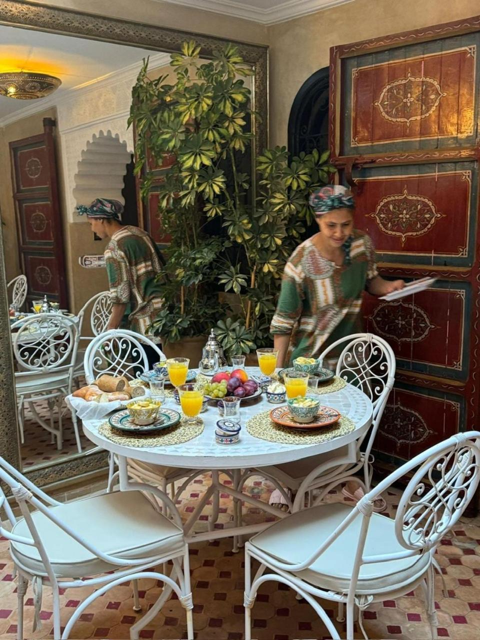 dining
