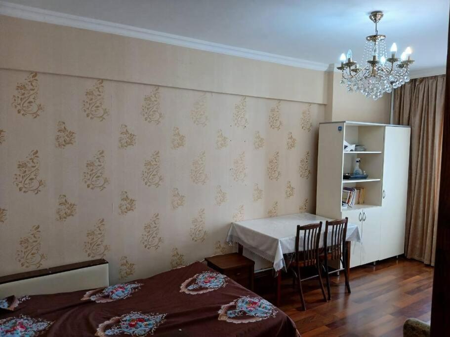 Lake View Apartment