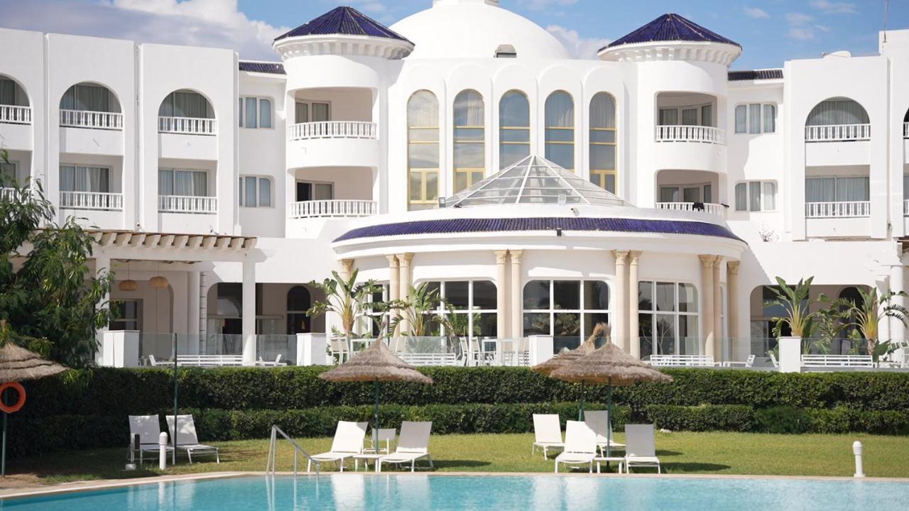 Hotel Golden Tulip Taj Sultan Resort - Image 1