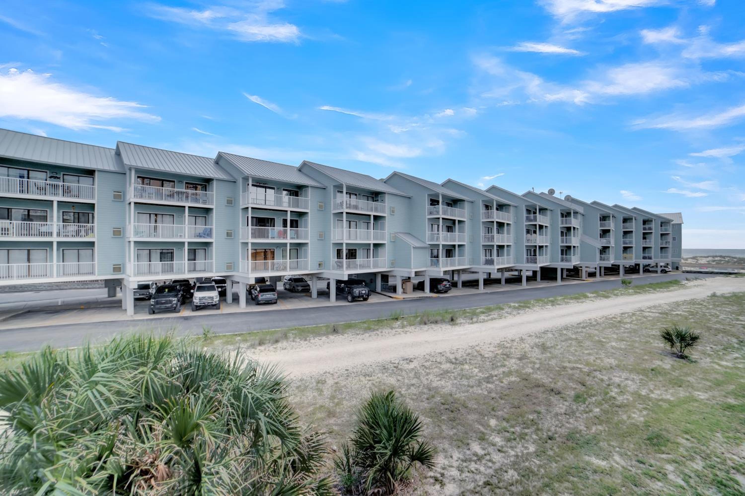 Sugar Beach 103 by Vacation Homes Collection view 4