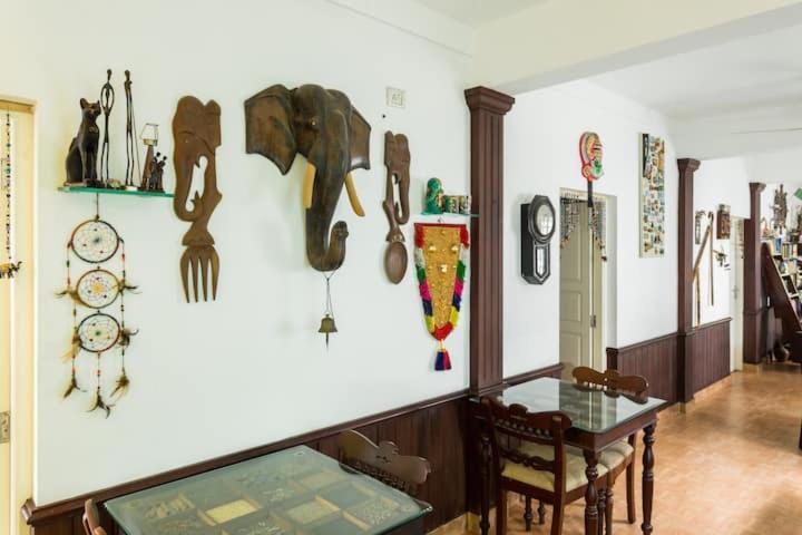 Reds Residency - Homestay