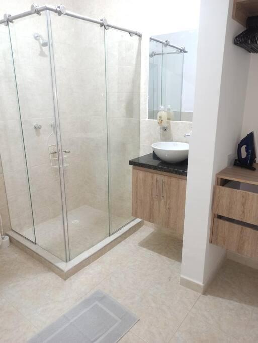 Apartamento independiente y fácil accesibilidad!