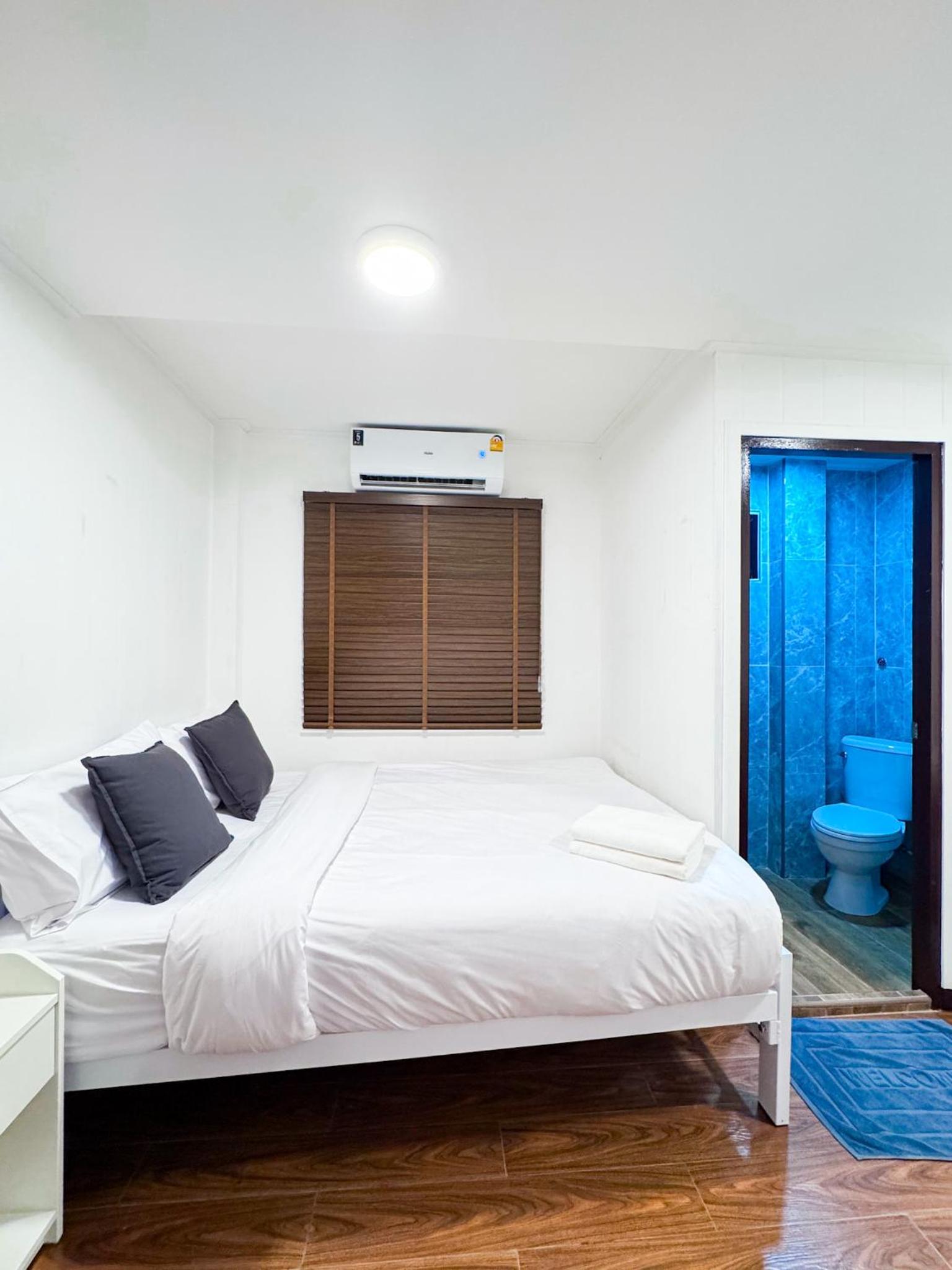 Diff Hostel