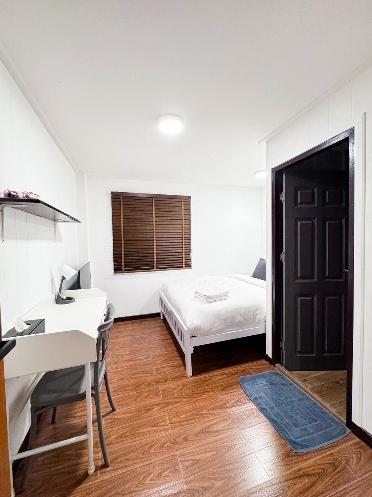 Diff Hostel