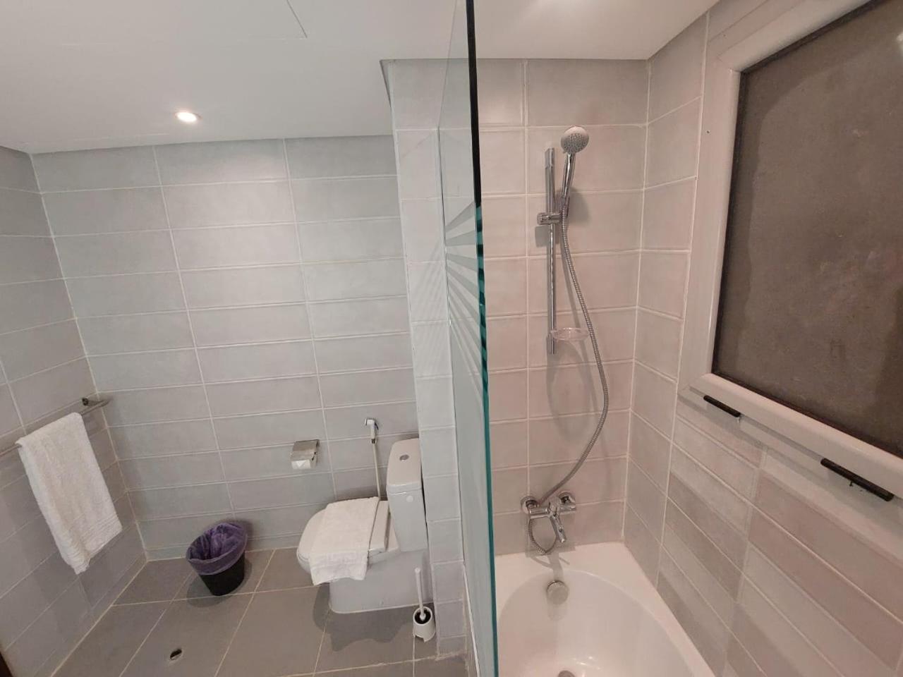 CFC, New Iconic 2BR Apartment