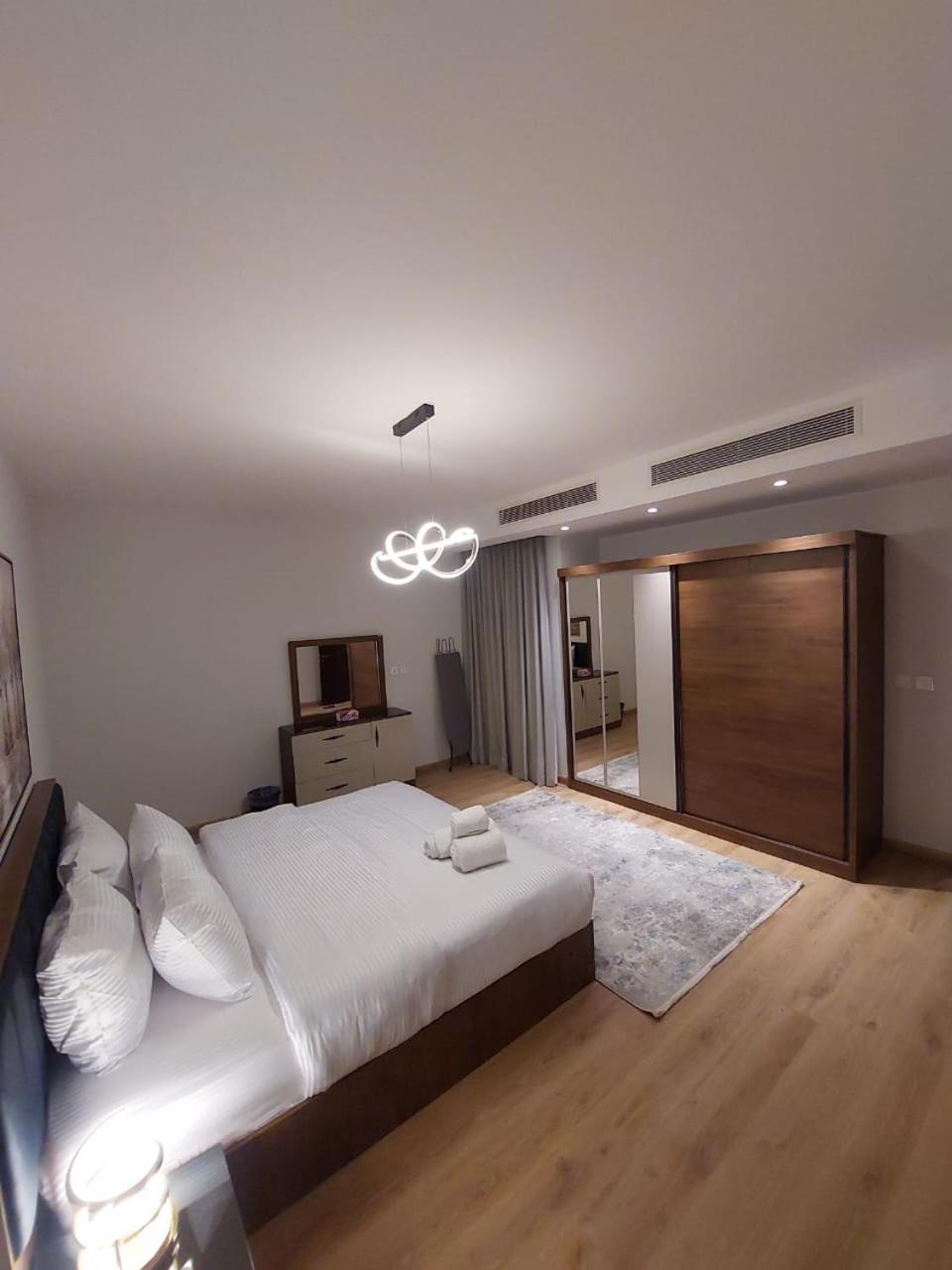 CFC, New Iconic 2BR Apartment