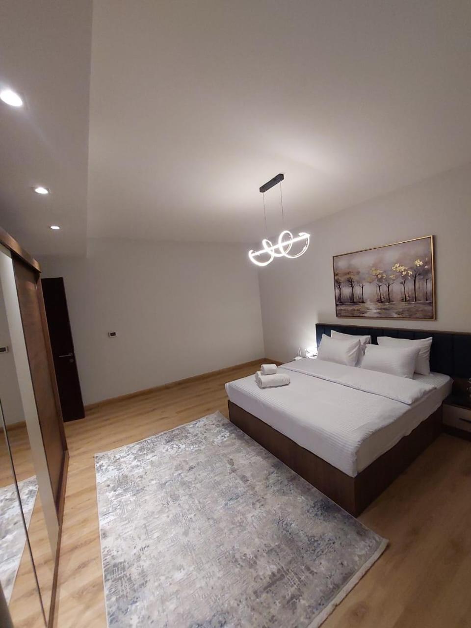 CFC, New Iconic 2BR Apartment