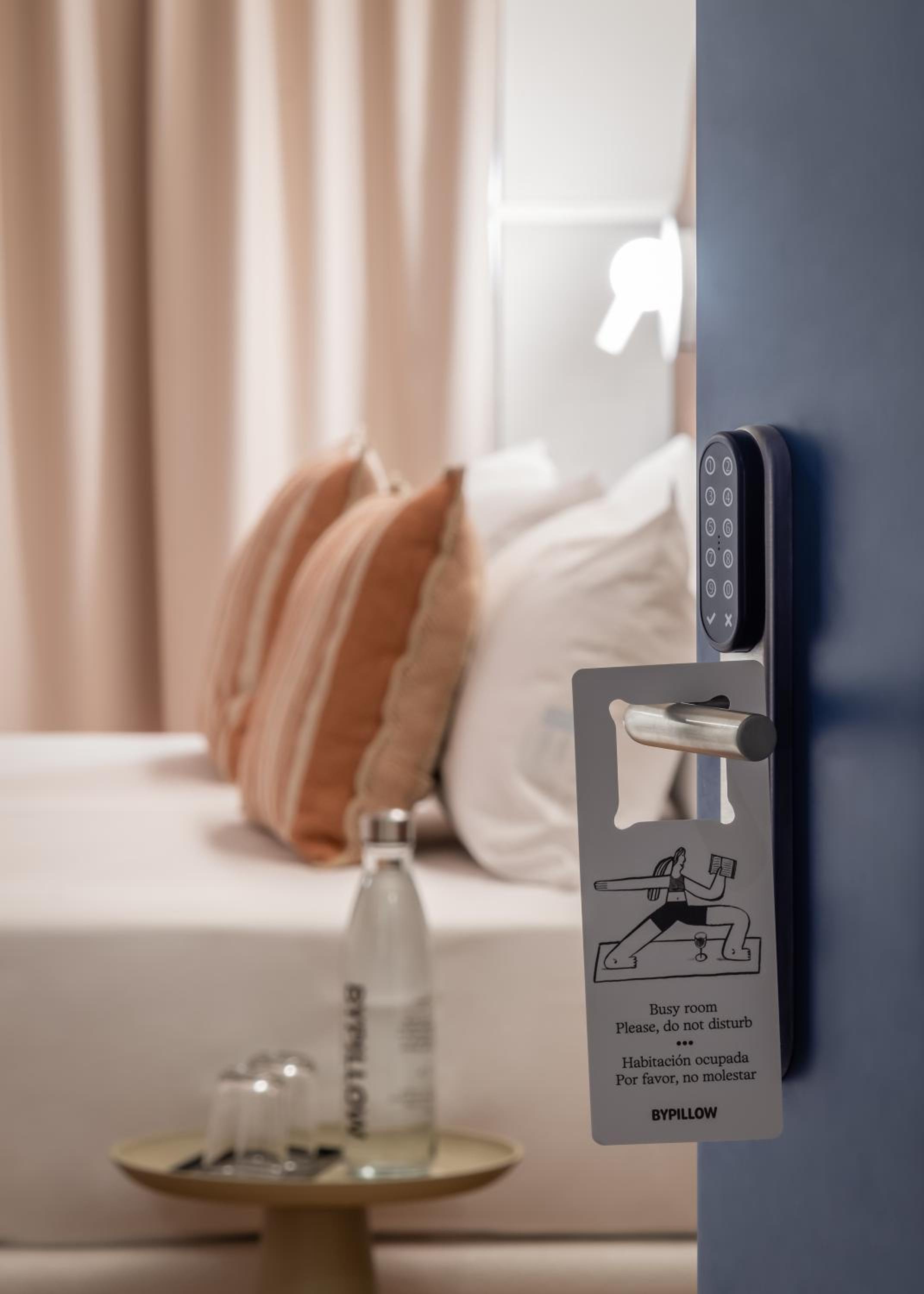 BYPILLOW Paseo