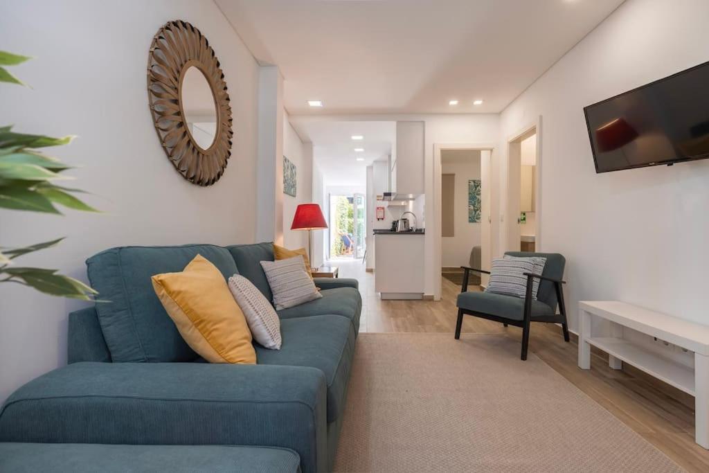 156 Banksy Oasis Terrace view 2
