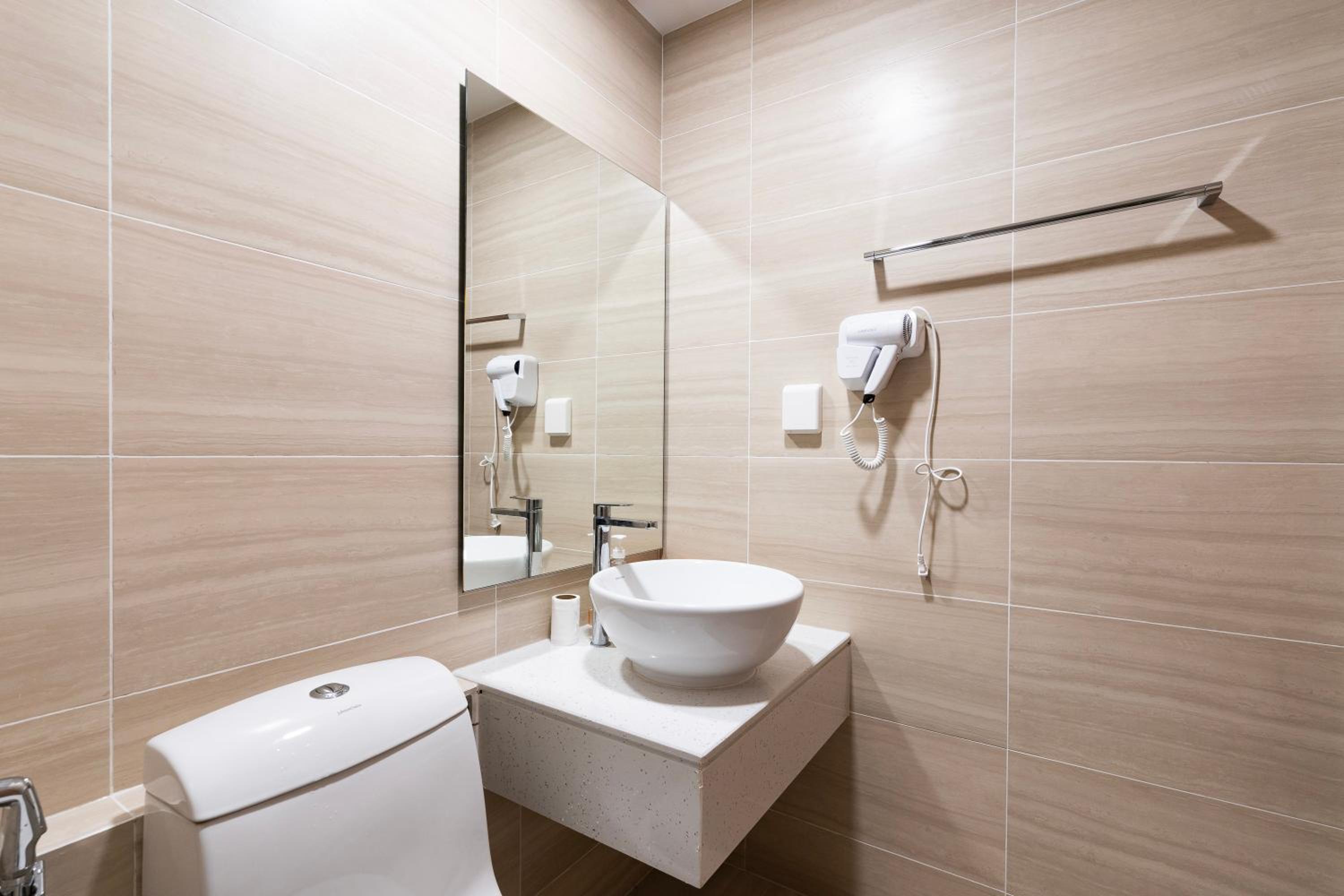 Duxton House Saigon- Near walk street Bui Vien - Ben Thanh Market