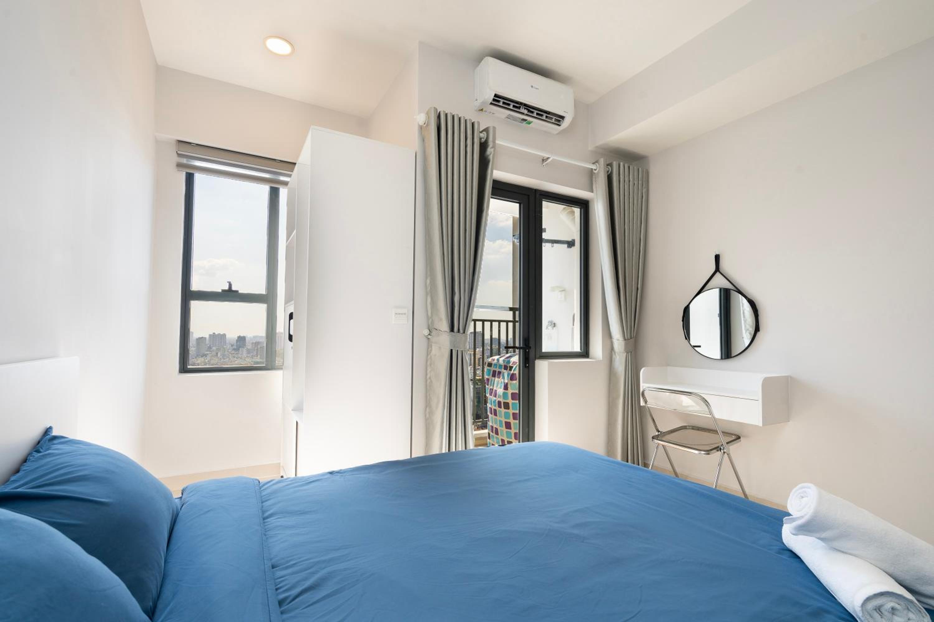 Duxton House Saigon- Near walk street Bui Vien - Ben Thanh Market