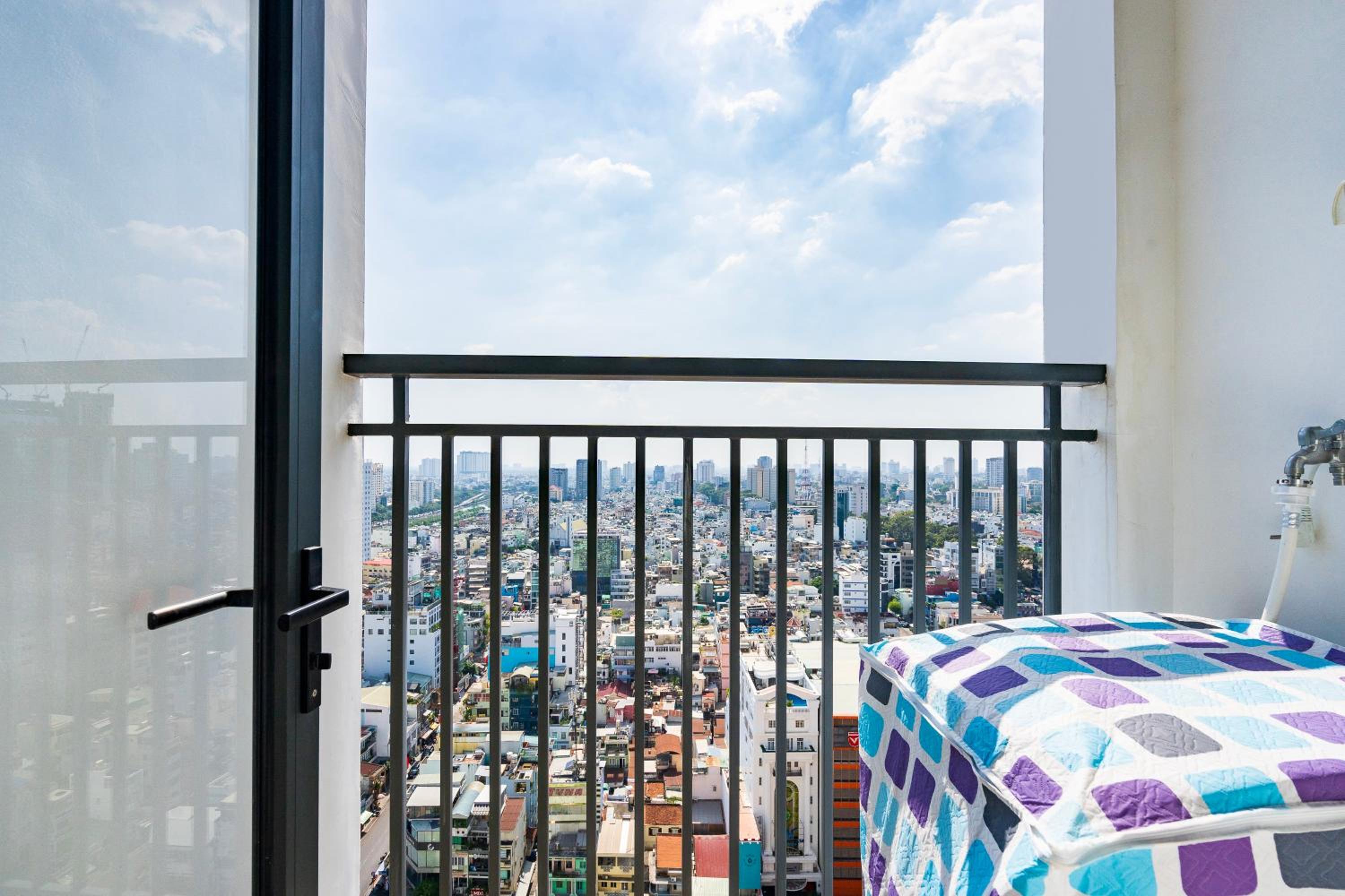 Duxton House Saigon- Near walk street Bui Vien - Ben Thanh Market