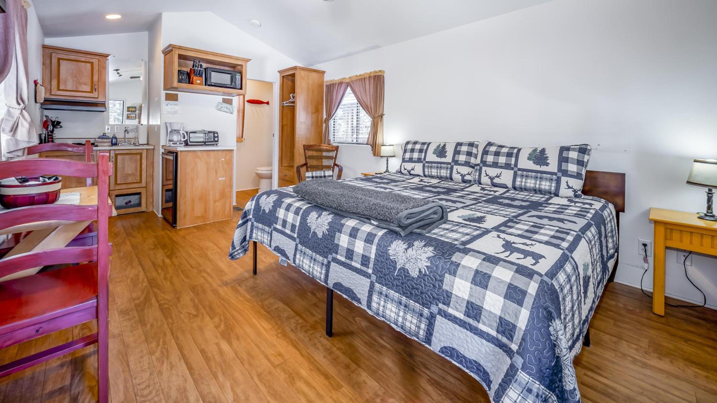The Columbine Cabin #9 at Blue Spruce RV Park & Cabins view 5