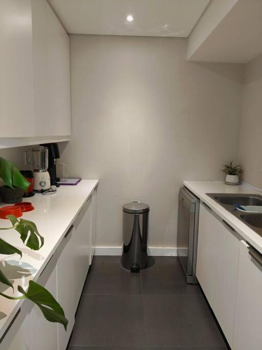 Exquisite family home, immaculate condition view 3