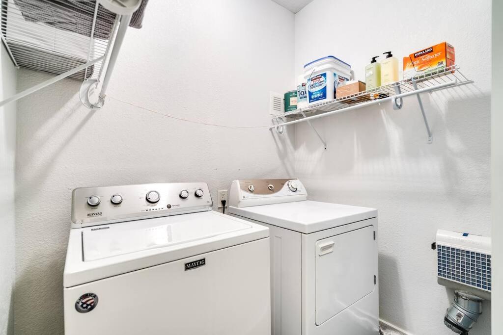 Updated 2 Bedroom home near Downtown! view 3