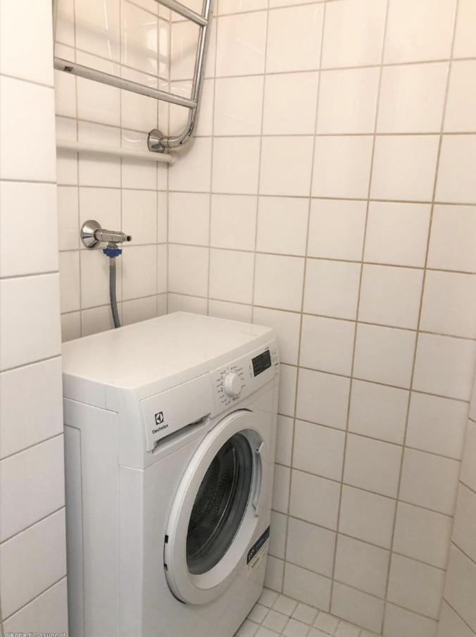 2ndhomes Bright & Spacious Studio next to tram lines in Meilahti view 4