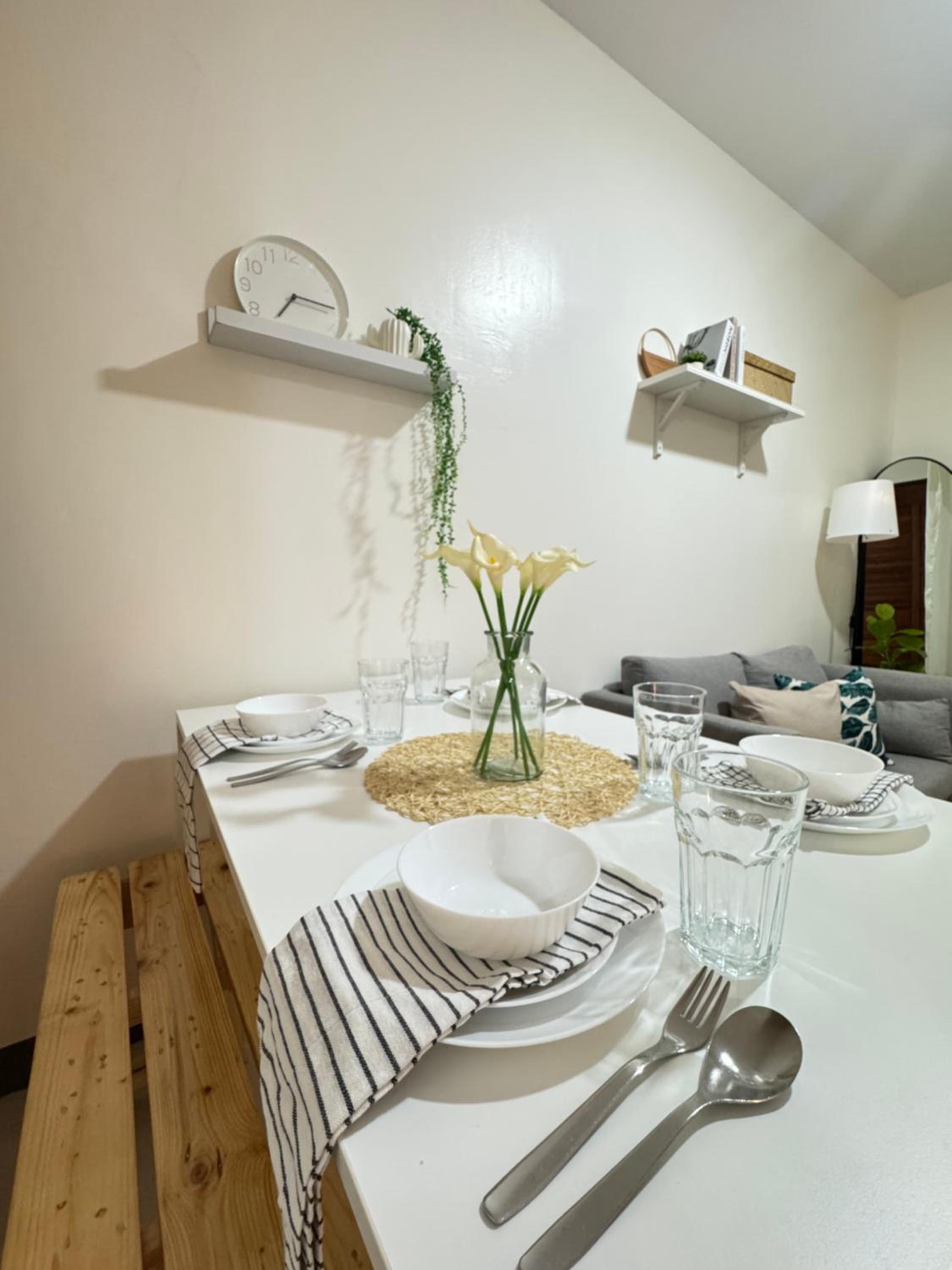 Cozy Escape Calaca view 5