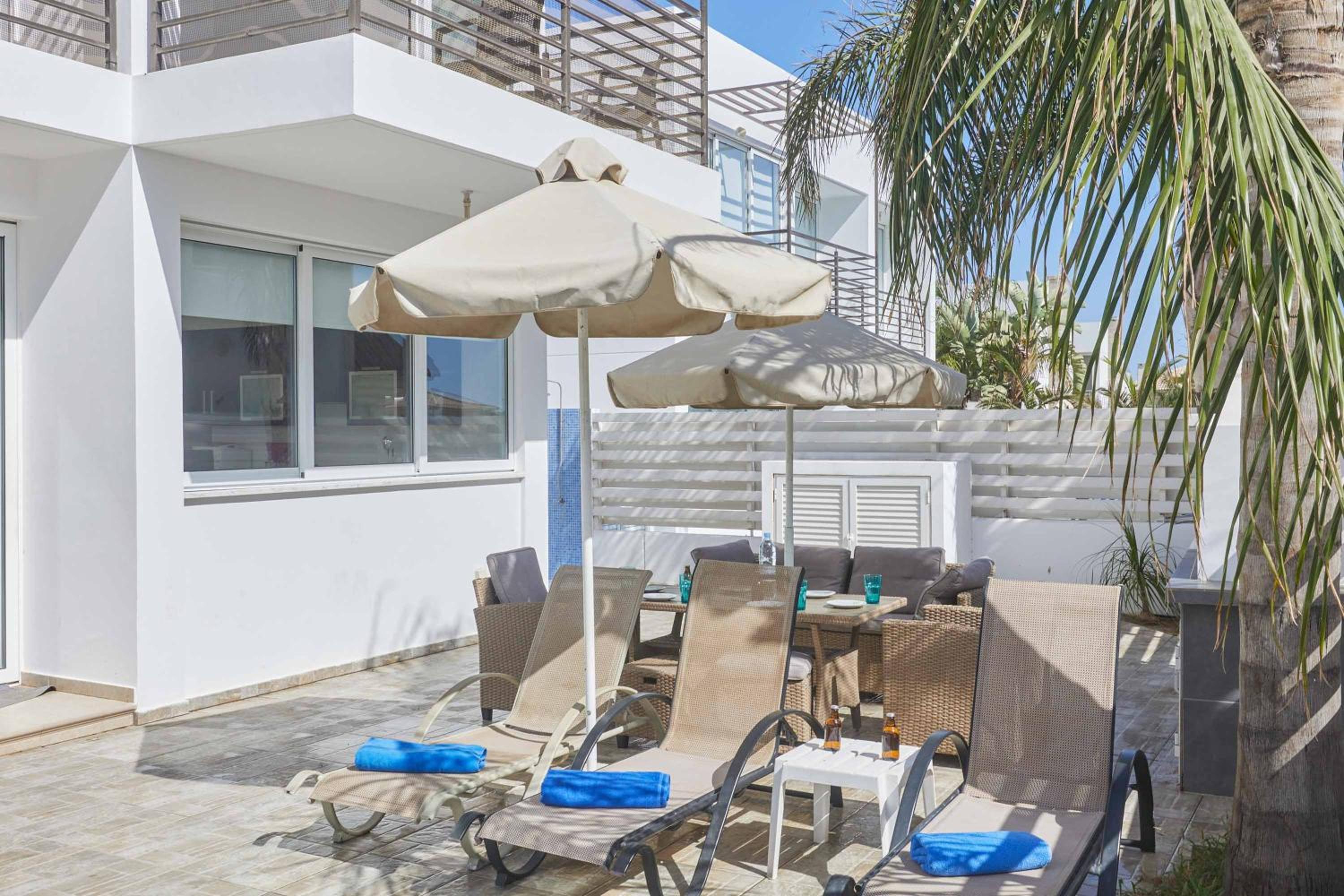 Protaras Pearl PE17