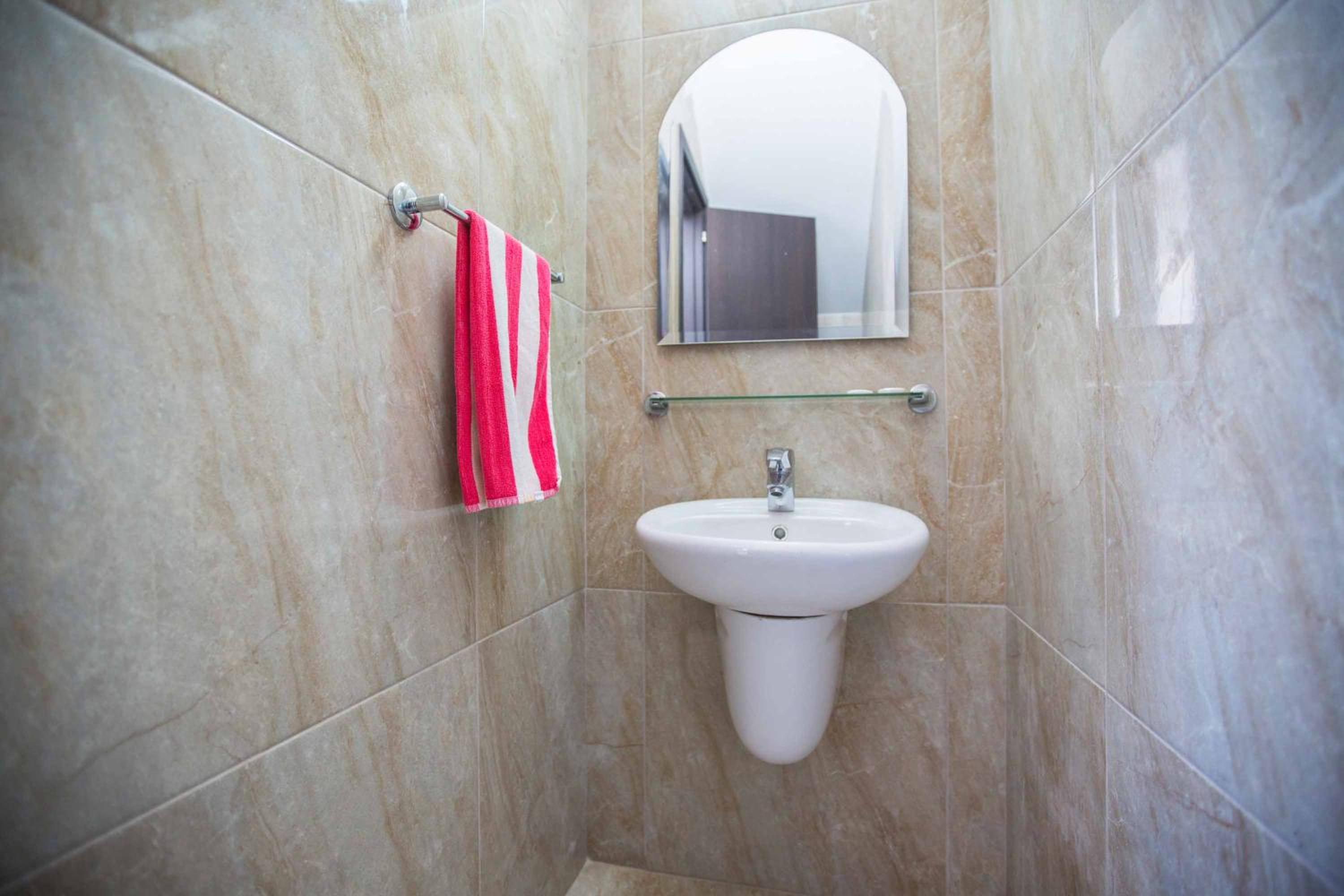 Protaras Pearl PE16