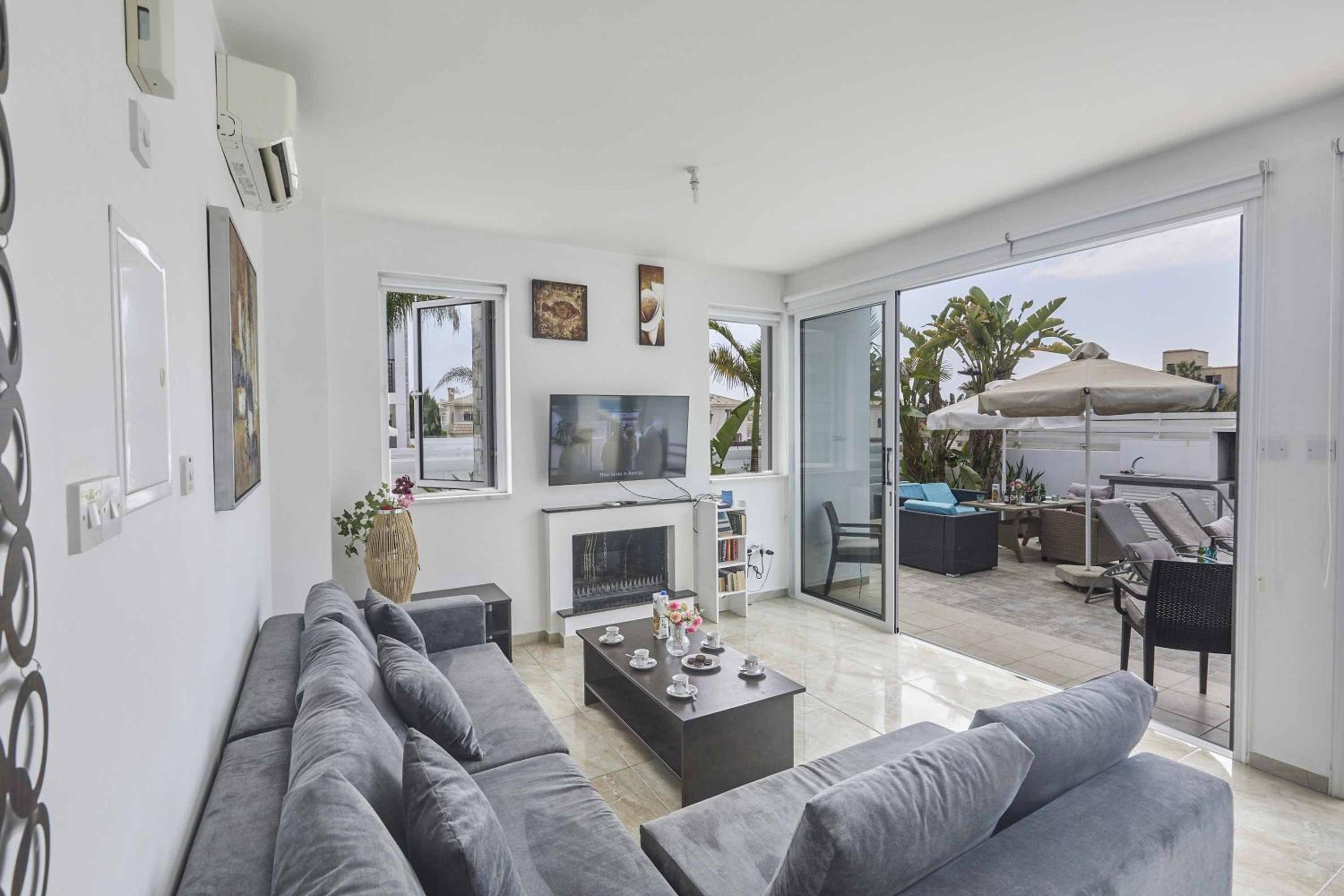 Protaras Pearl PE15