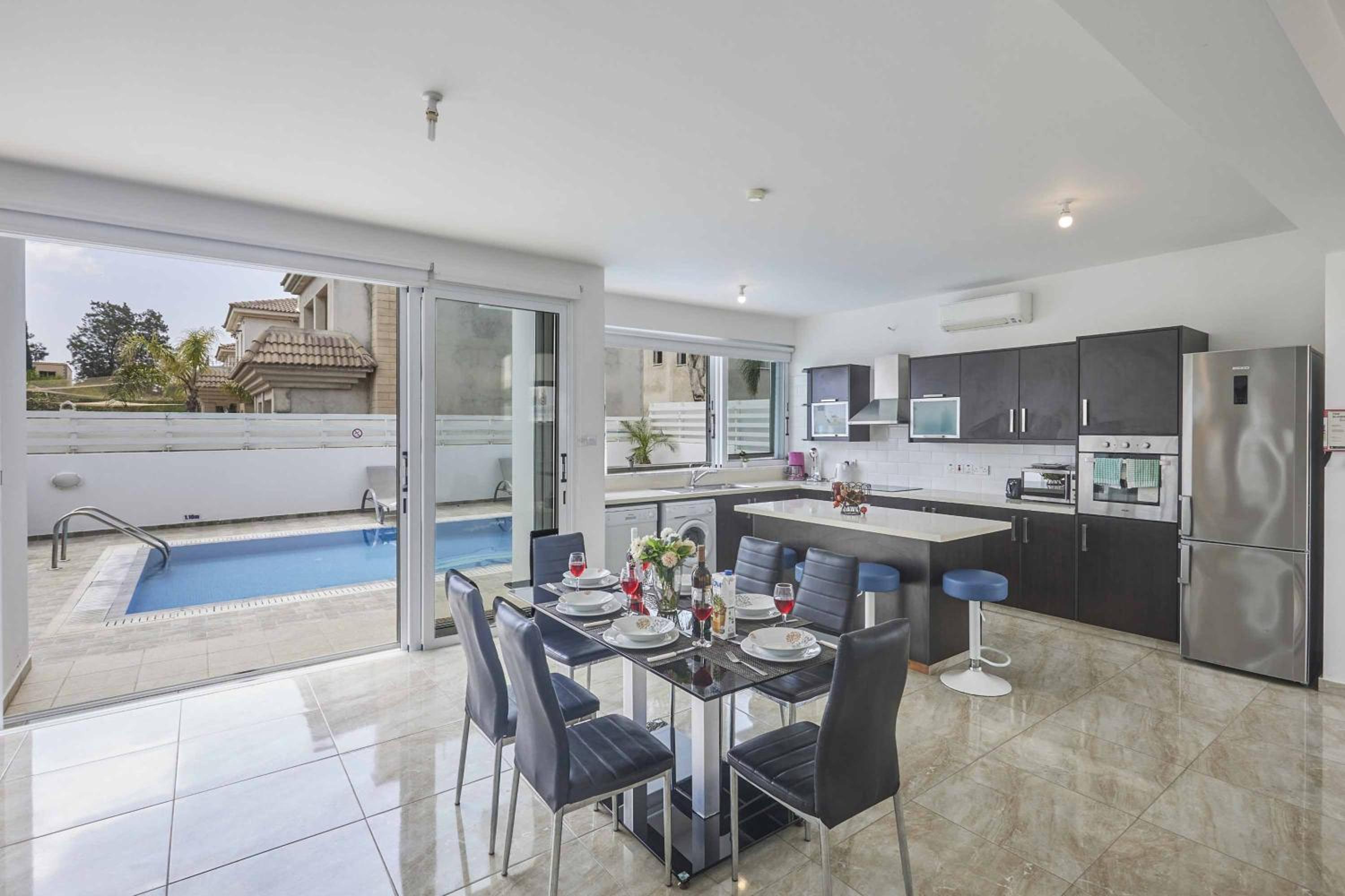 Protaras Pearl PE15
