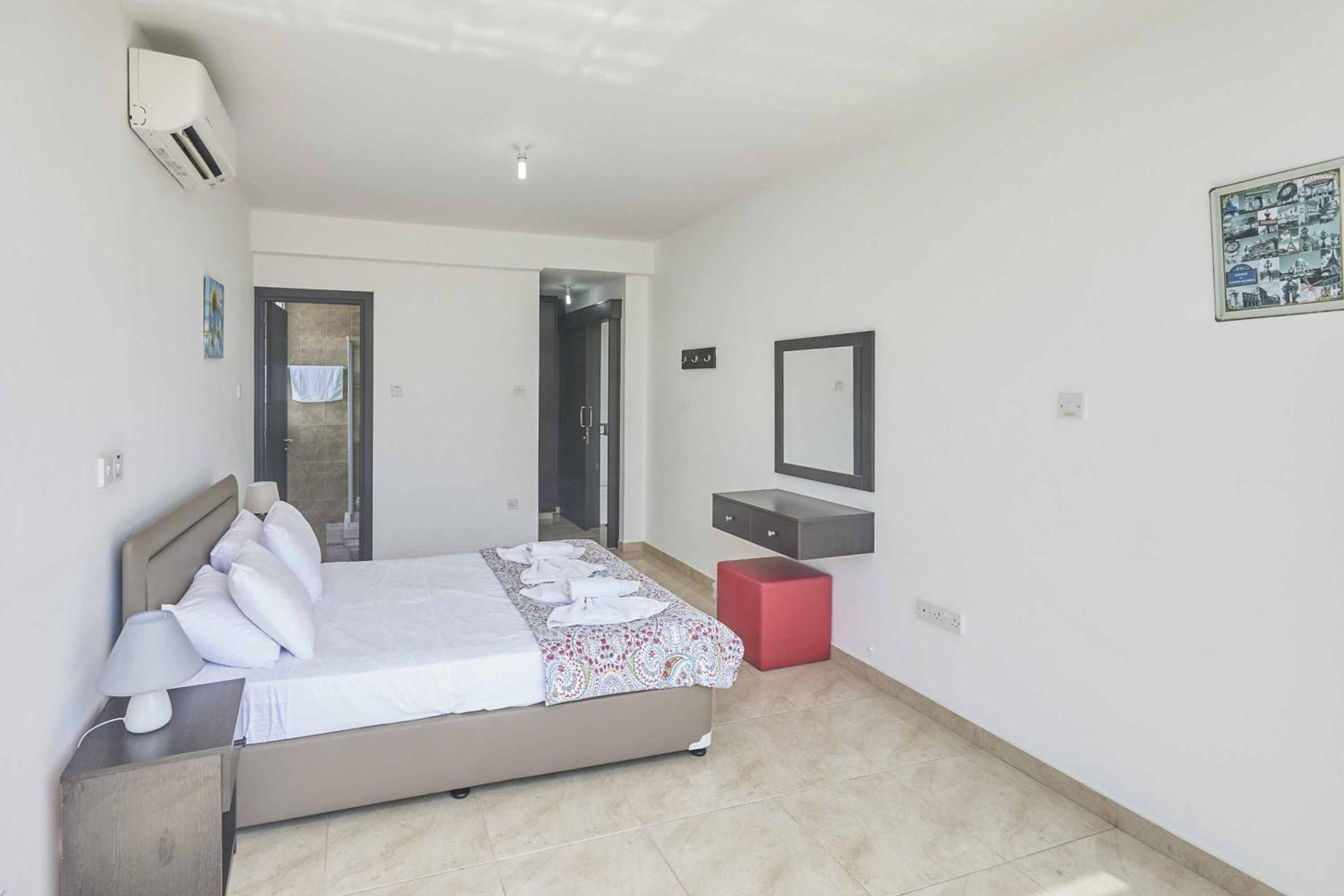 Protaras Pearl PE15