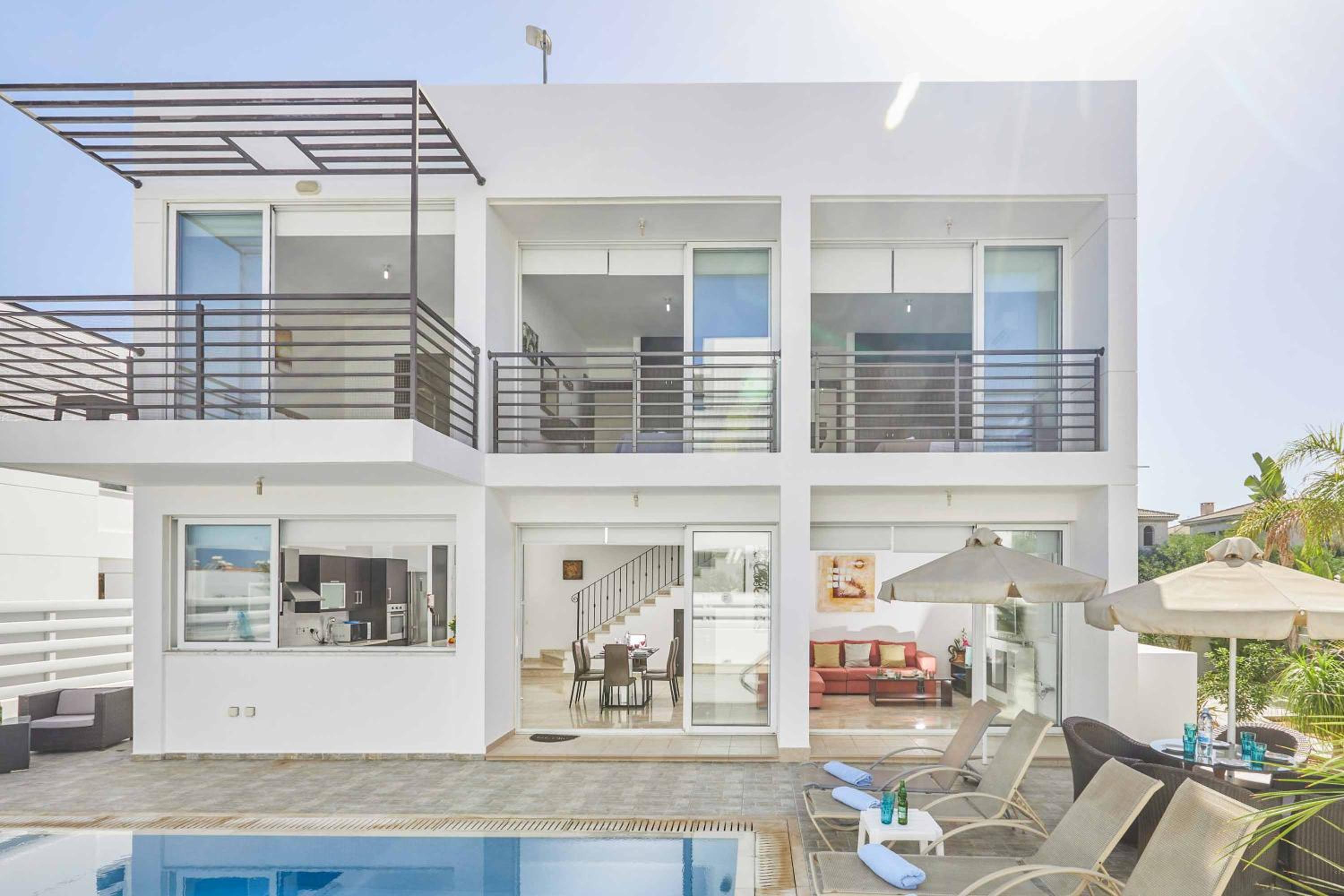 Protaras Pearl 18