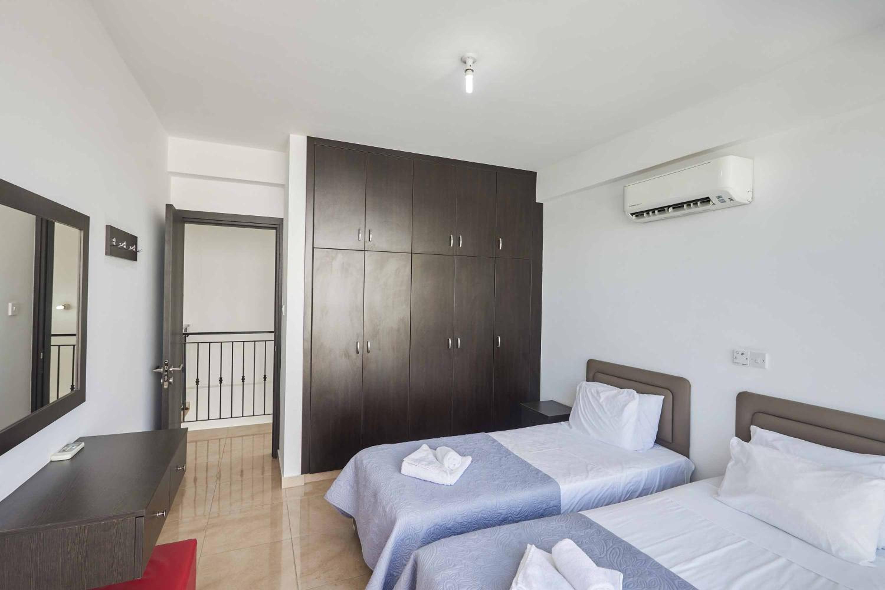 Protaras Pearl 18