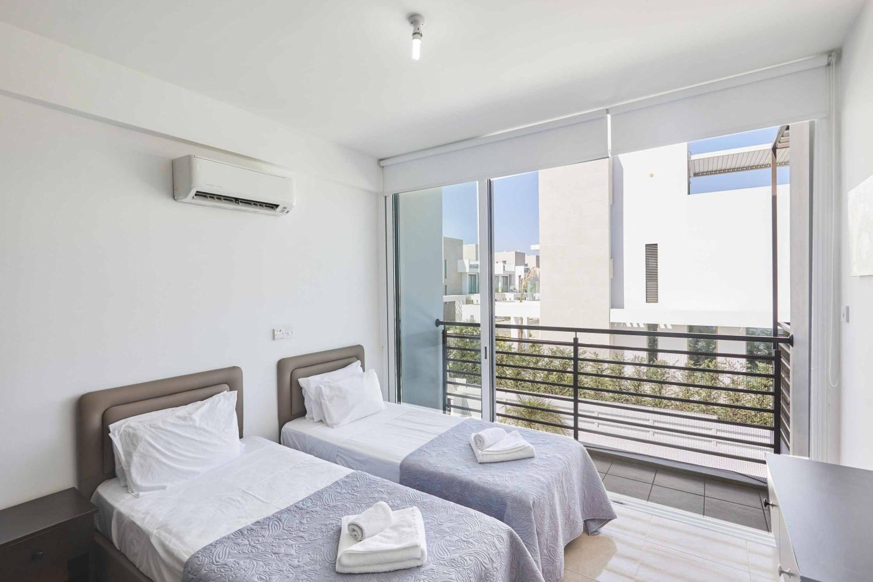 Protaras Pearl 18