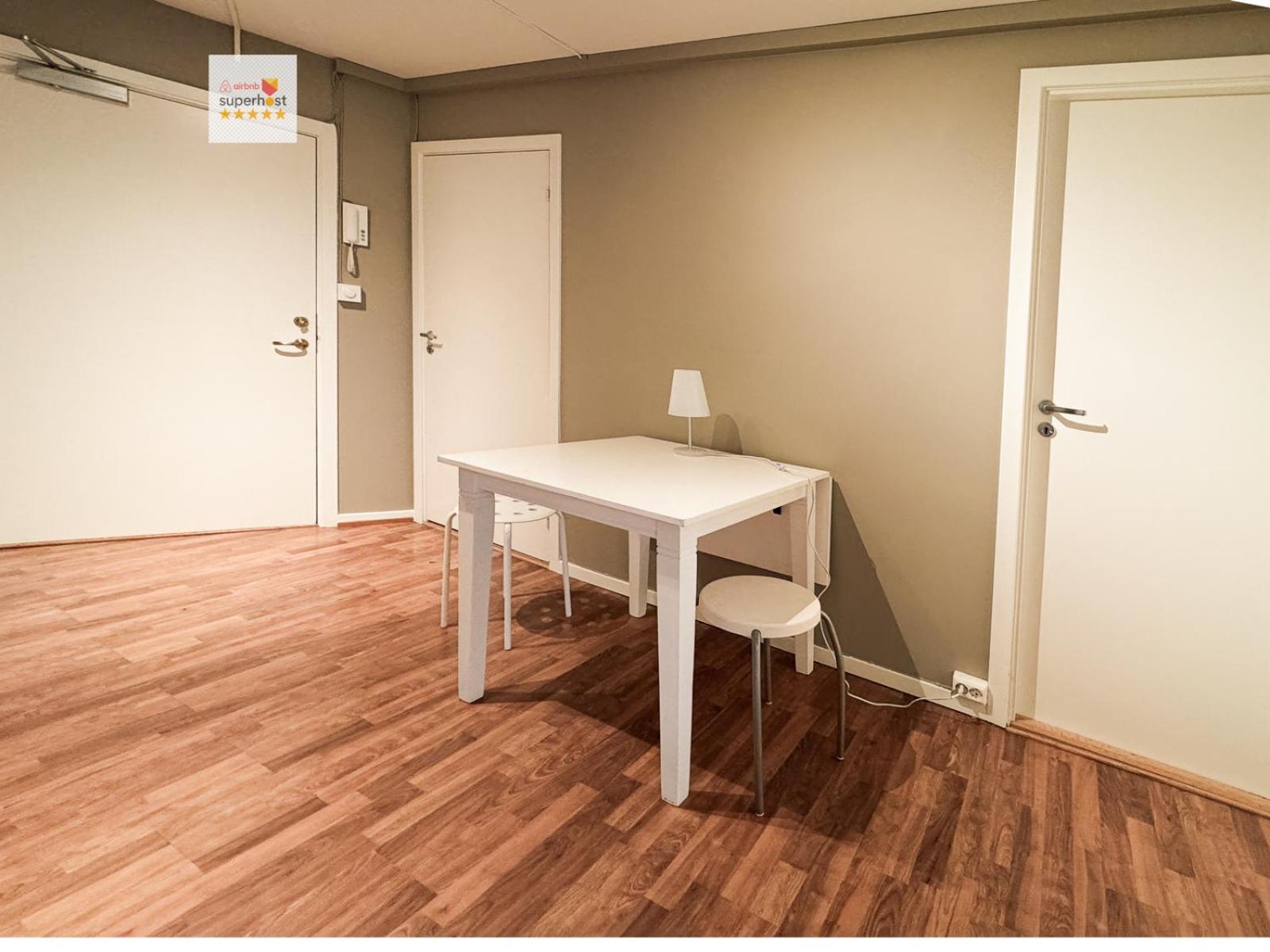 CENTRAl STRONG WI-FI CoZY HOME FEELING