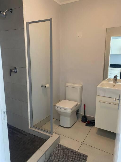 Luxury CBD studio apartment view 5
