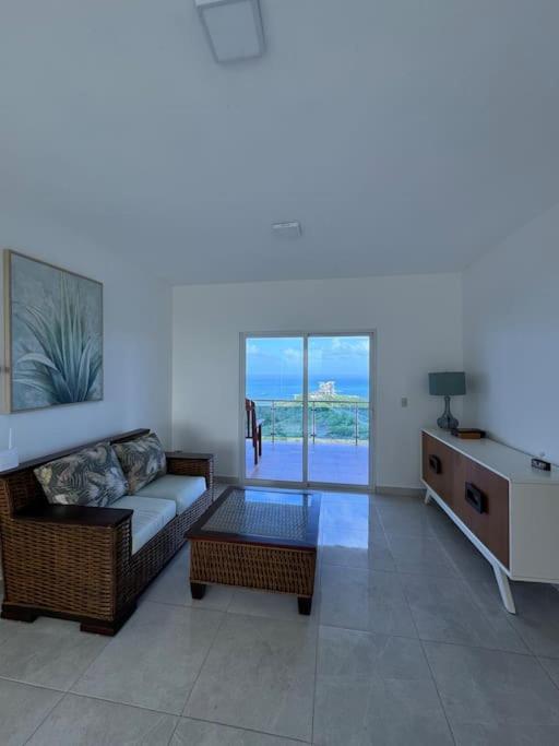 Oceanview Oasis Hermosa villa con vistas al mar