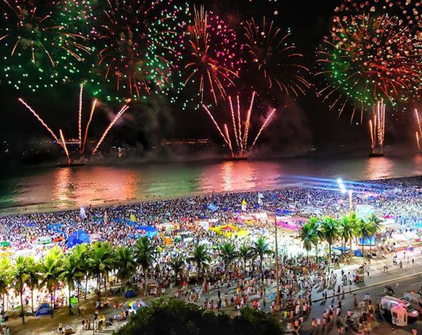 Quarto e sala Leme - 1 QUADRA DA PRAIA