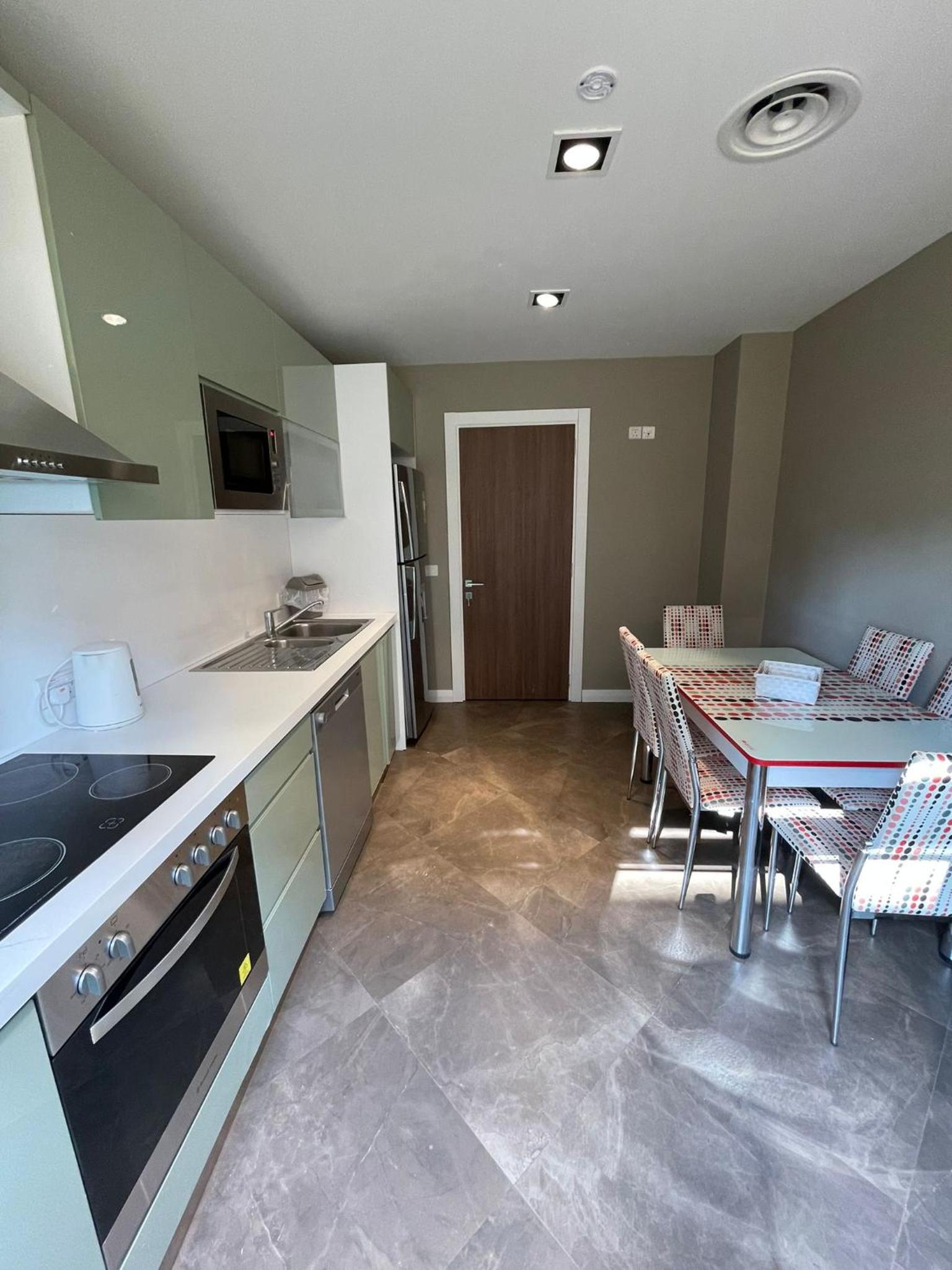 PEARL In CITY LUXURY APARTMENT view 4