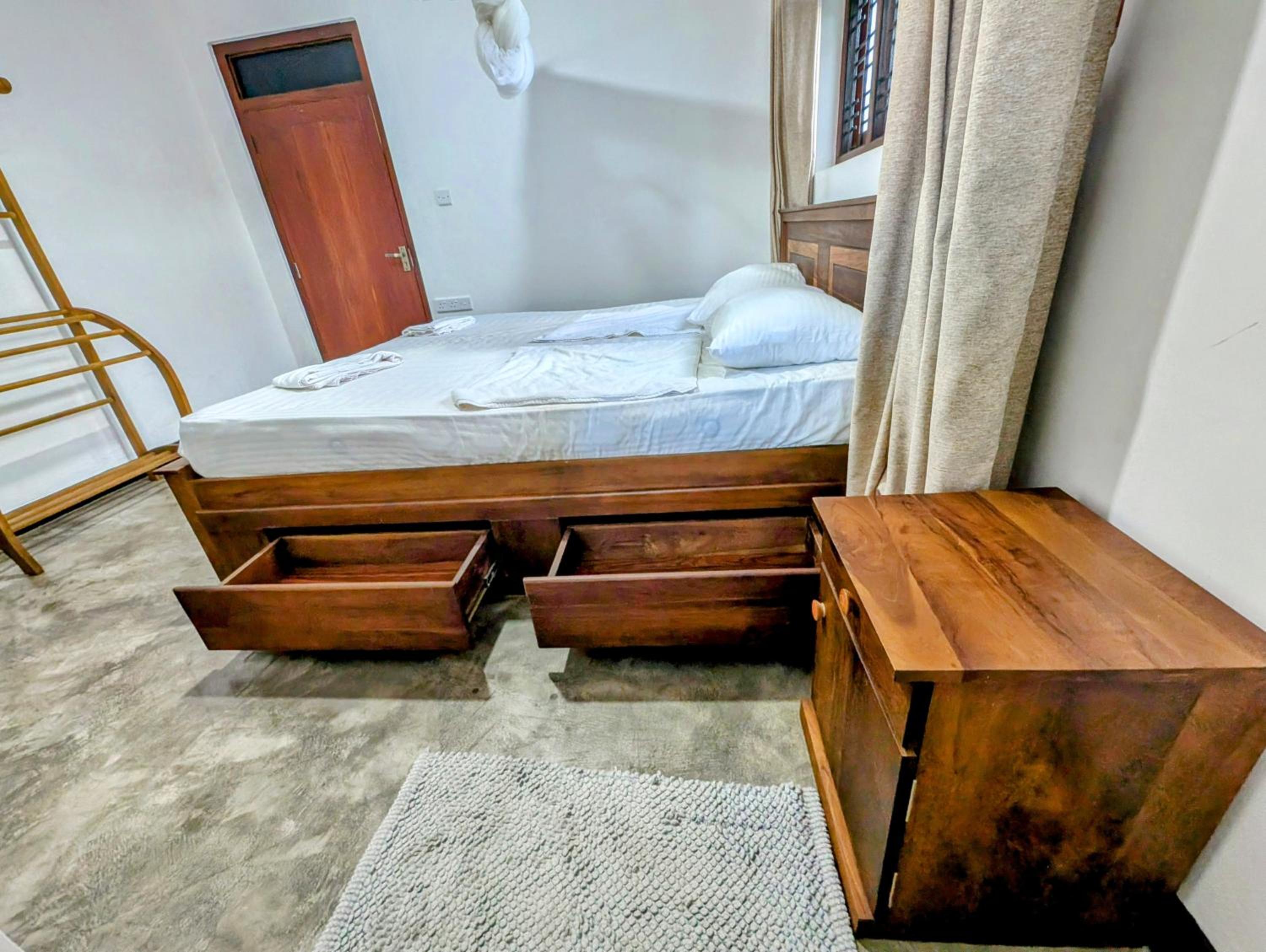 Costels Weligama