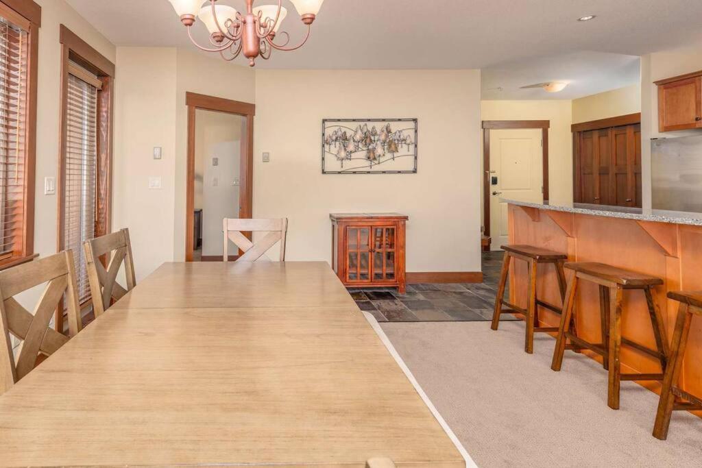 Stonegate Resort Unit A206