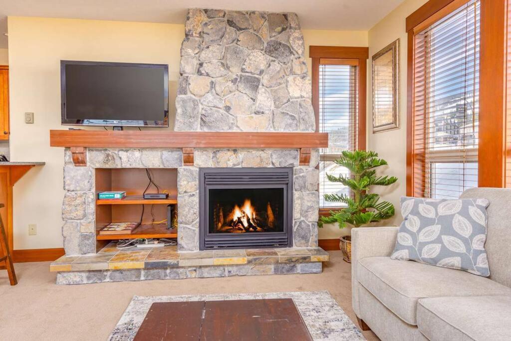 Stonegate Resort Unit A206