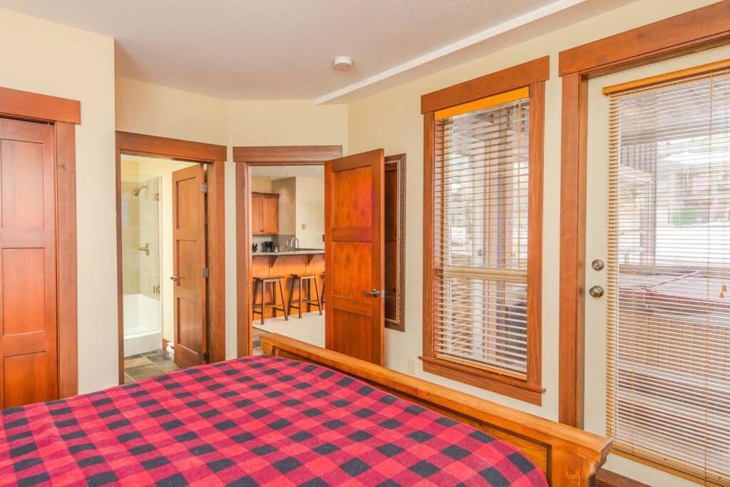 Stonegate Resort Unit A206