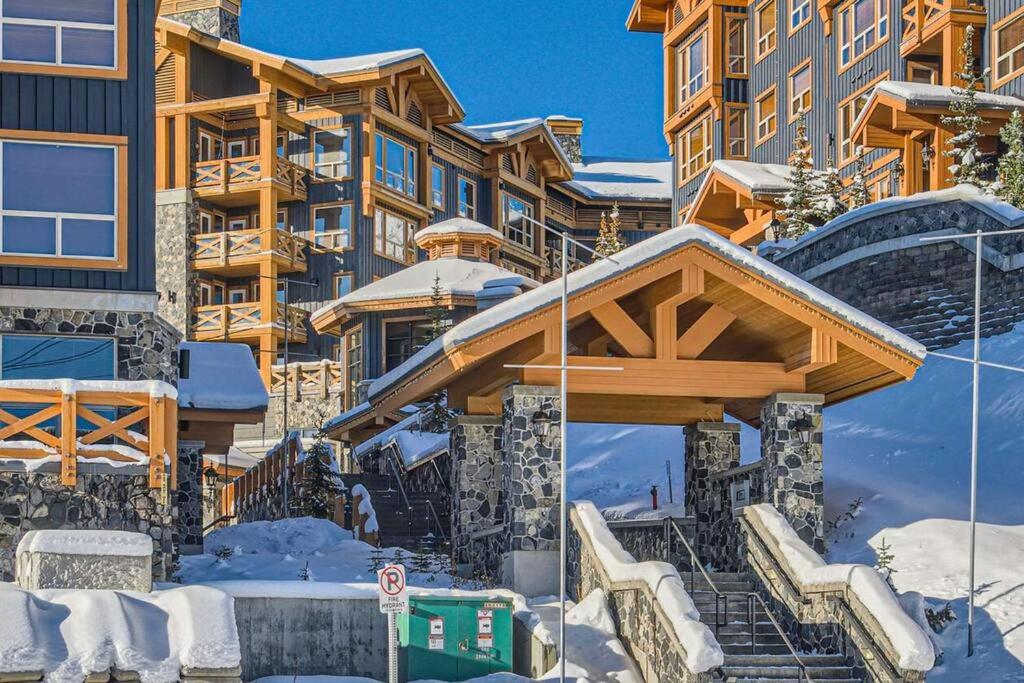 Stonegate Resort Unit A206