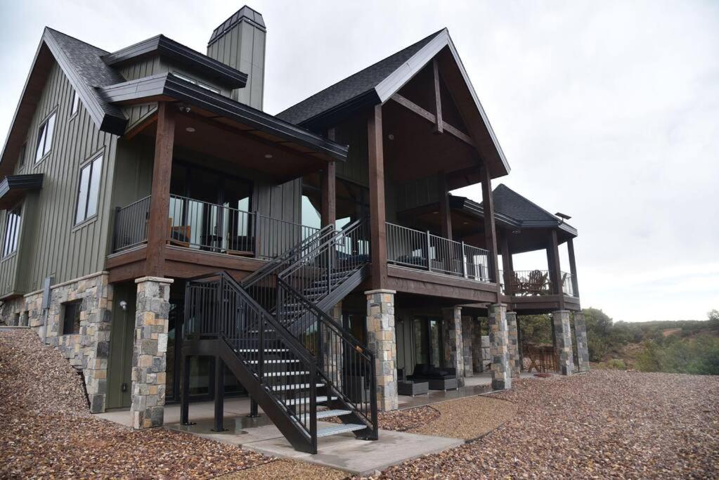 Spectacular And New Cliff Lake Lodge Six Lakes Resort