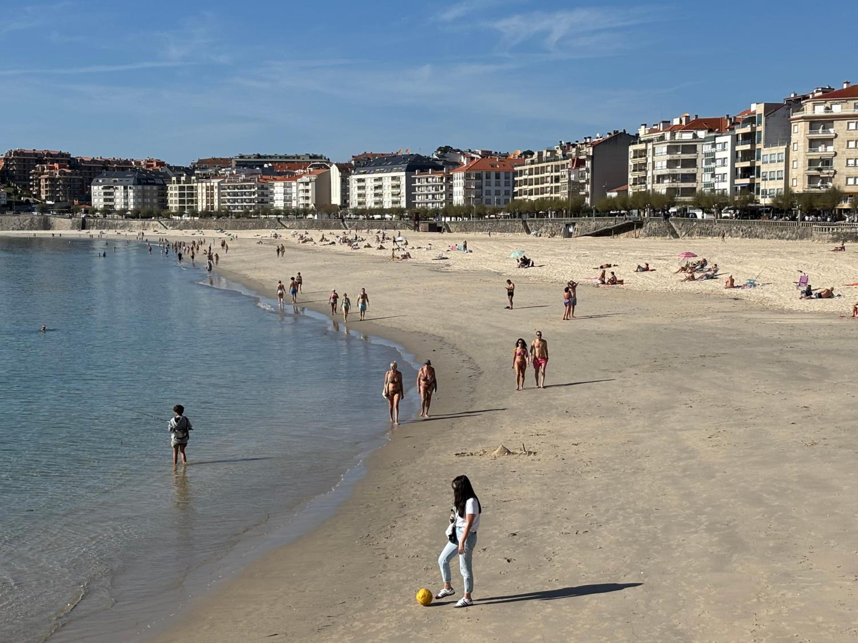 Apartamento 1ª línea de playa Silgar view 3