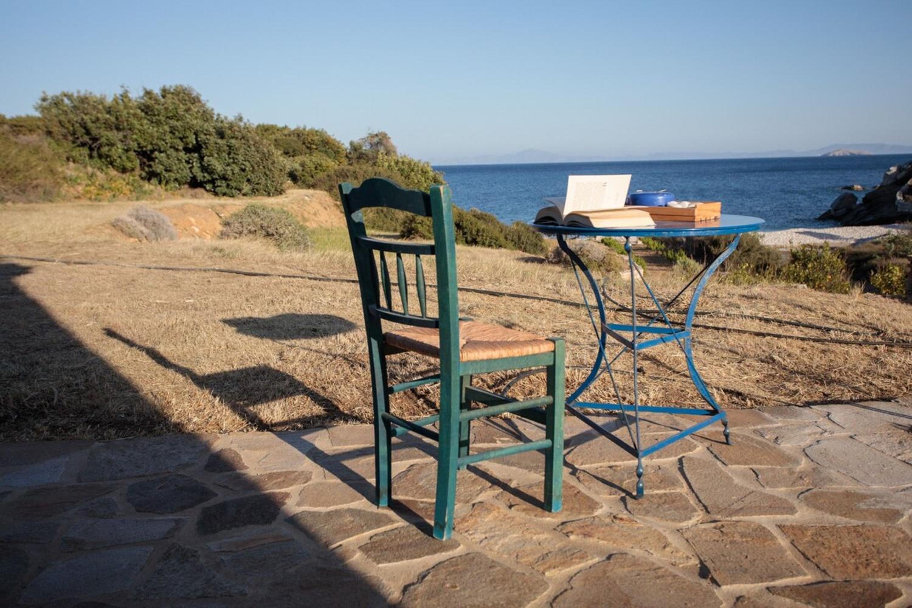 Apiliotis sunrise beach villa