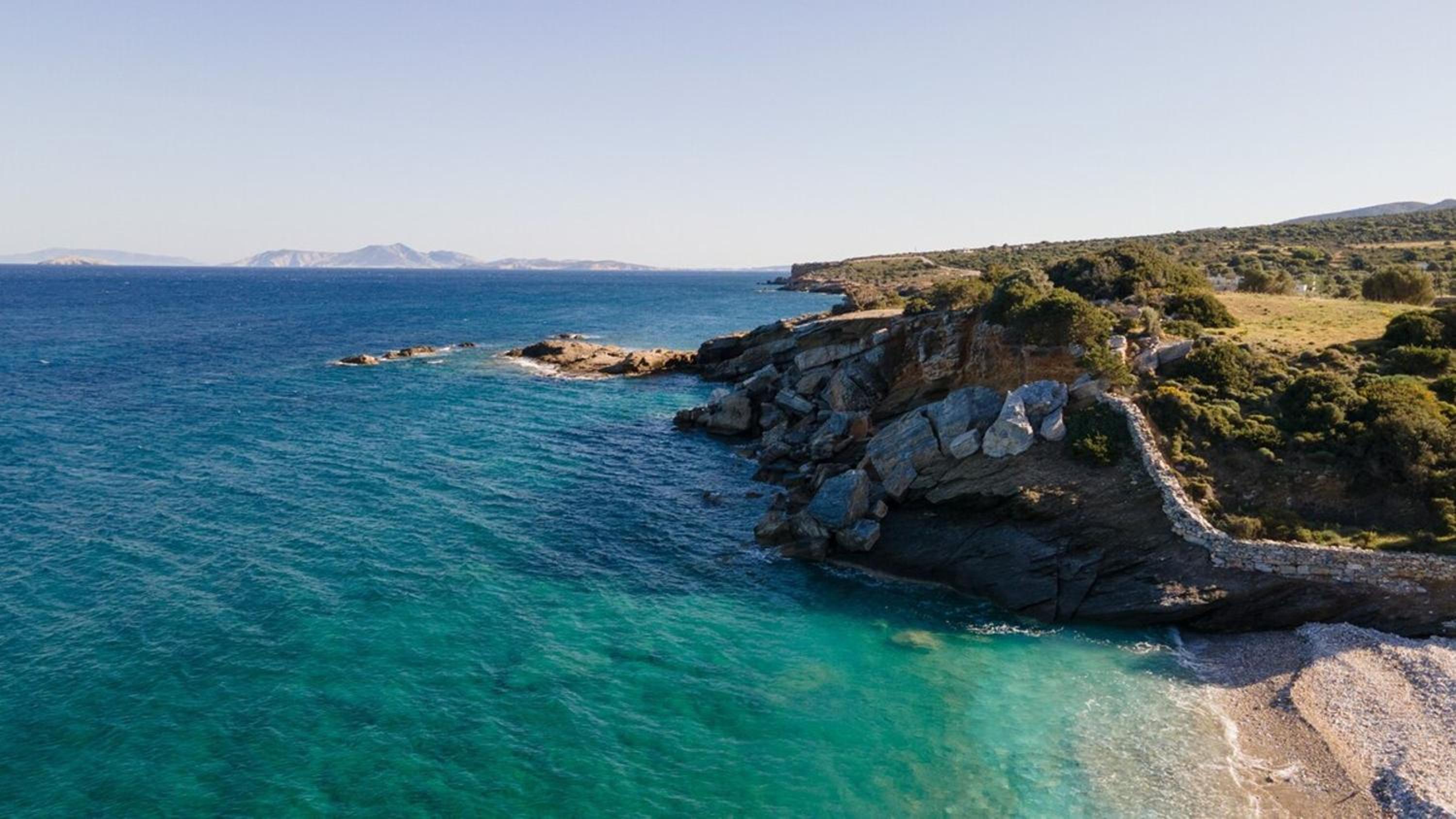 Apiliotis sunrise beach villa