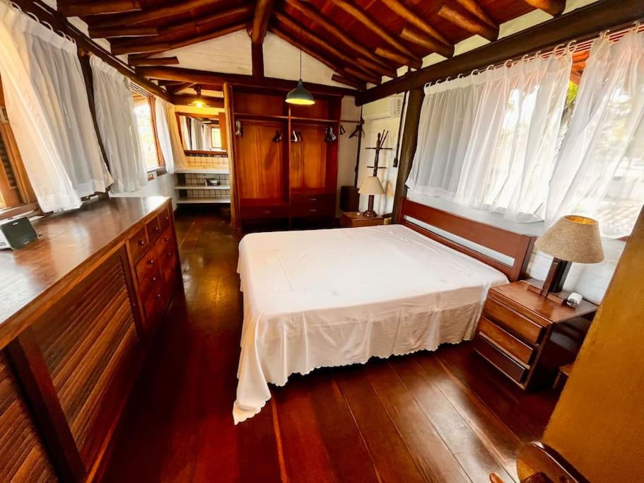 Belíssima Casa Itaguá Verdadeiro refúgio na Praia