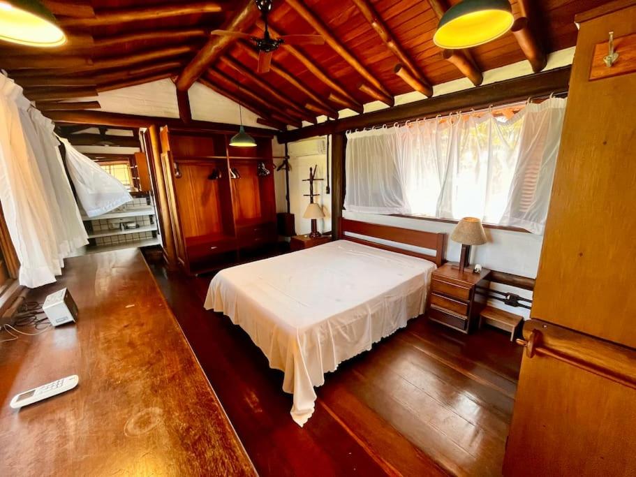 Belíssima Casa Itaguá Verdadeiro refúgio na Praia