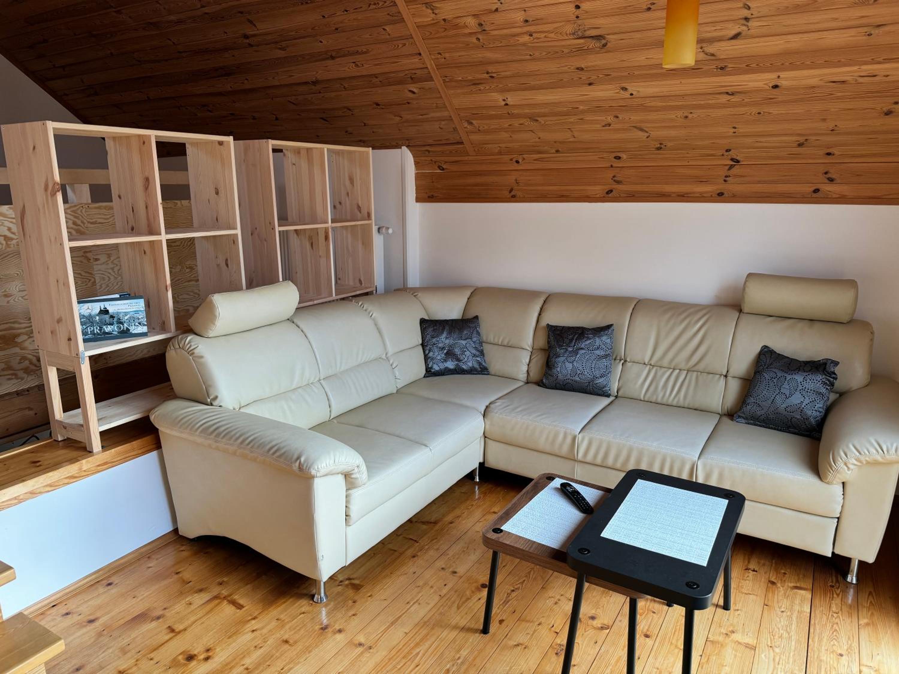 L&B Home