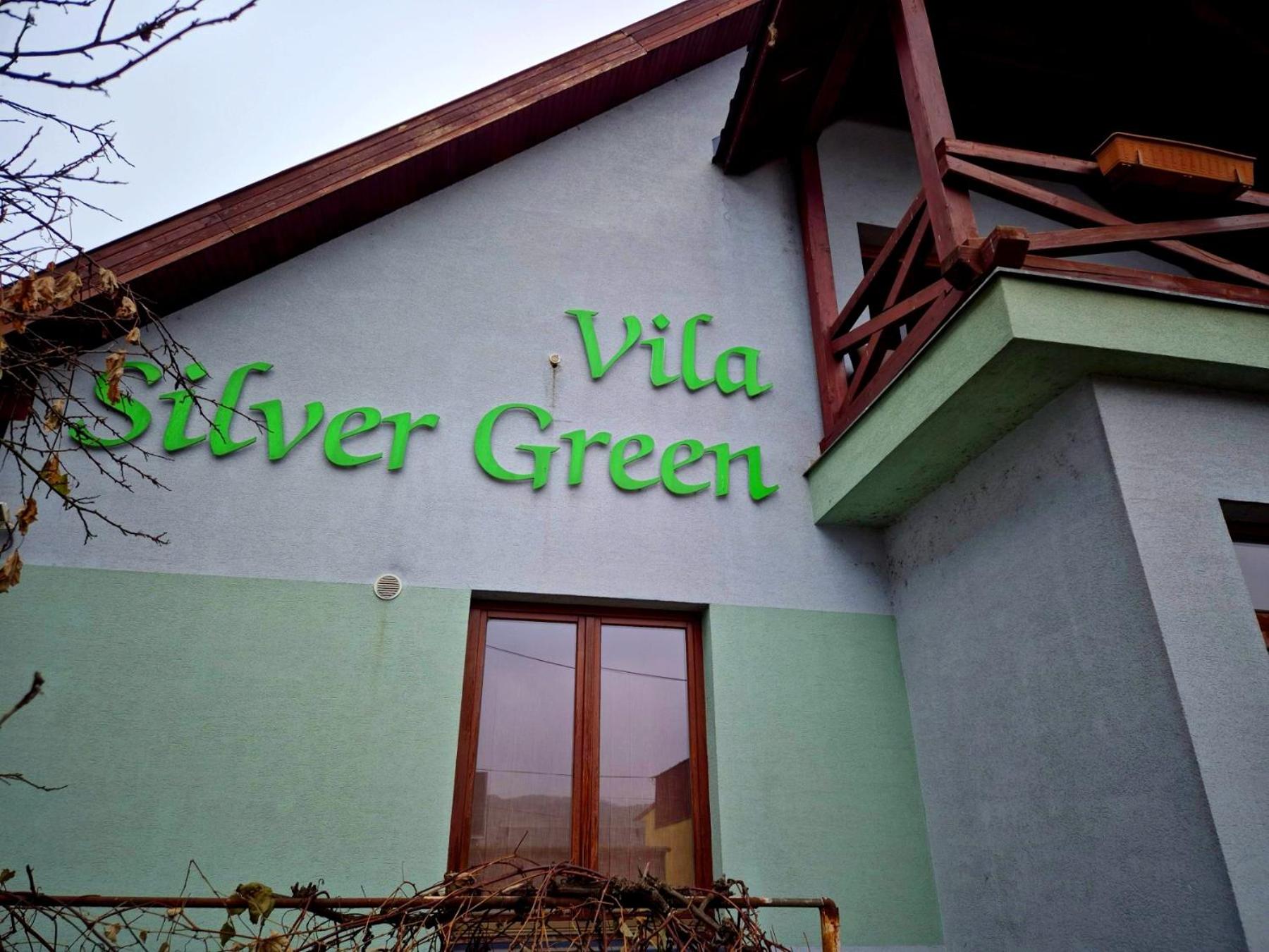 Villa Silver Green view 3