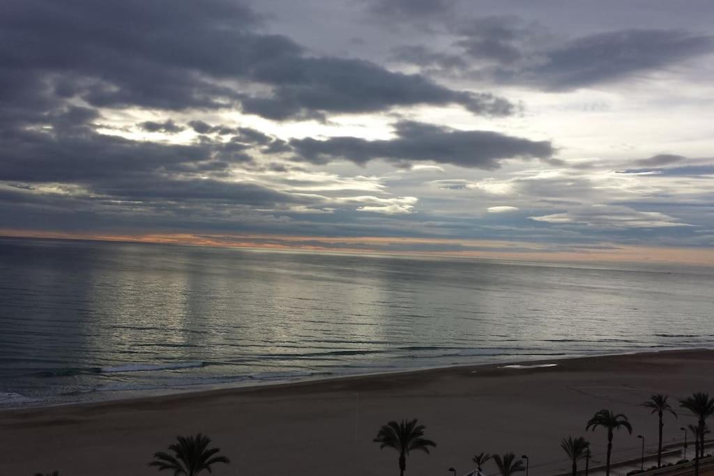 Beachfront , ninth floor view 4