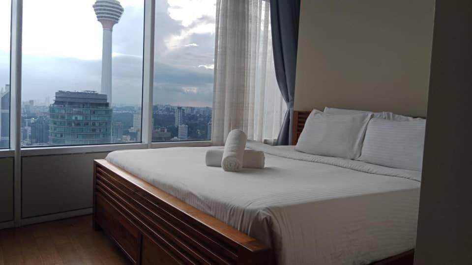 sky suites klcc by near petronas twin tower